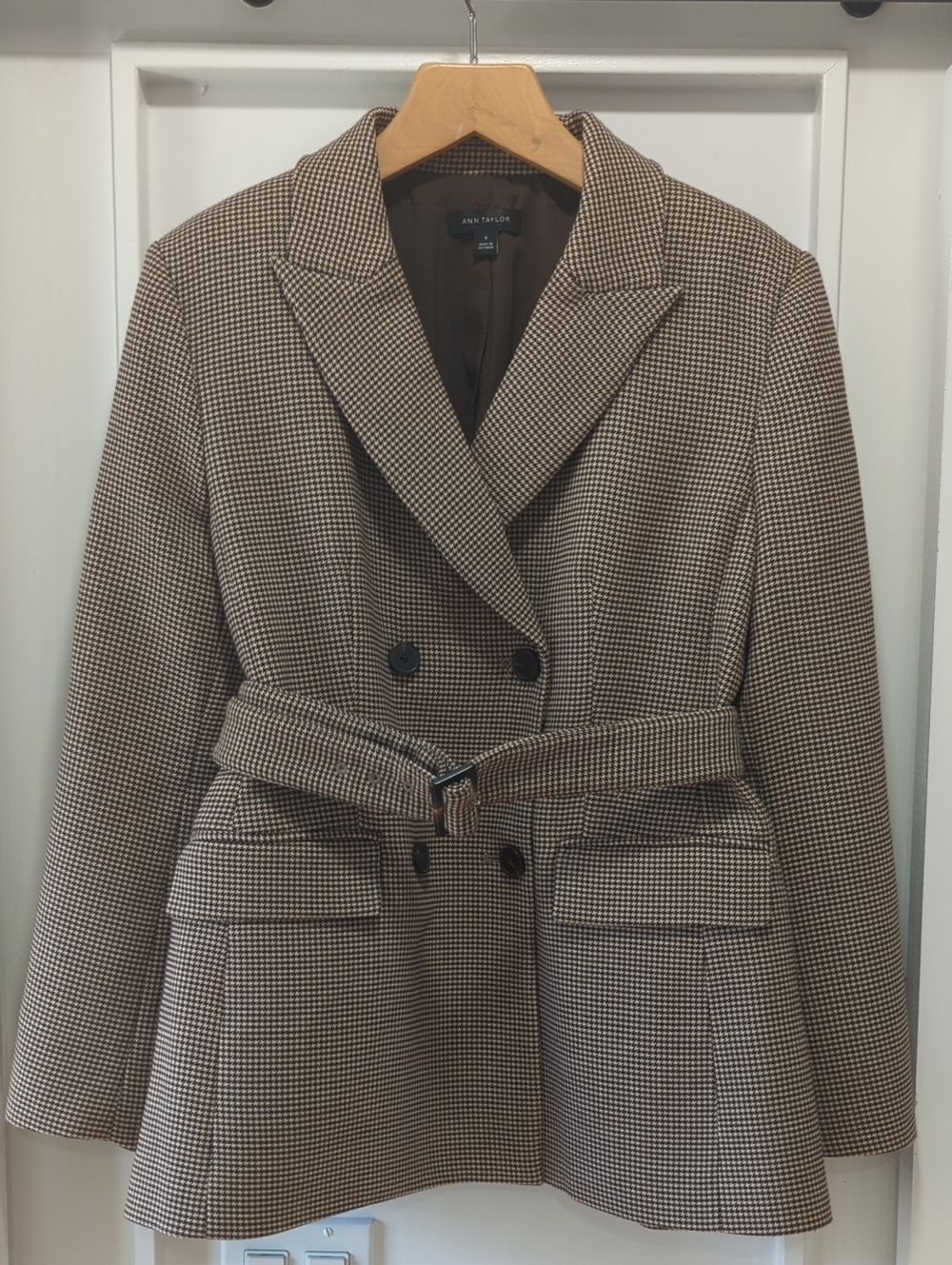 Ann Taylor Brown and Cream Houndstooth Double-Breasted Belted Blazer Size 8